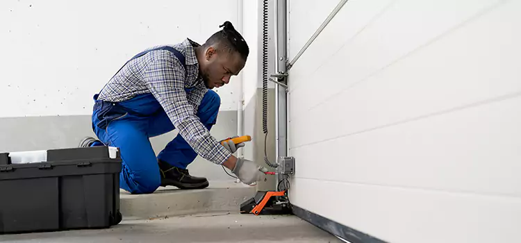 Expert Solutions for Every Garage Lock Need in Huntsville, TX
